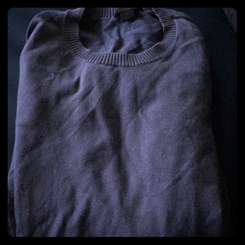 Simple Men’s Sweater